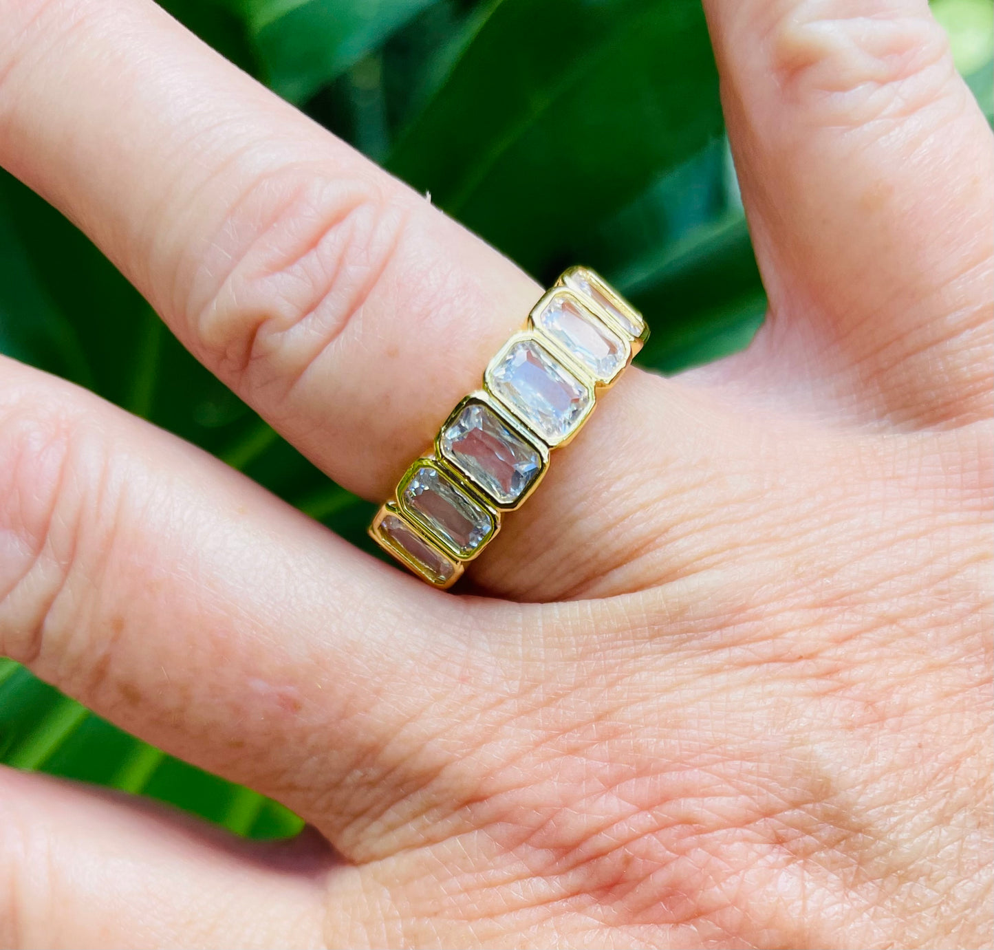 18k gold CZ baguette ring