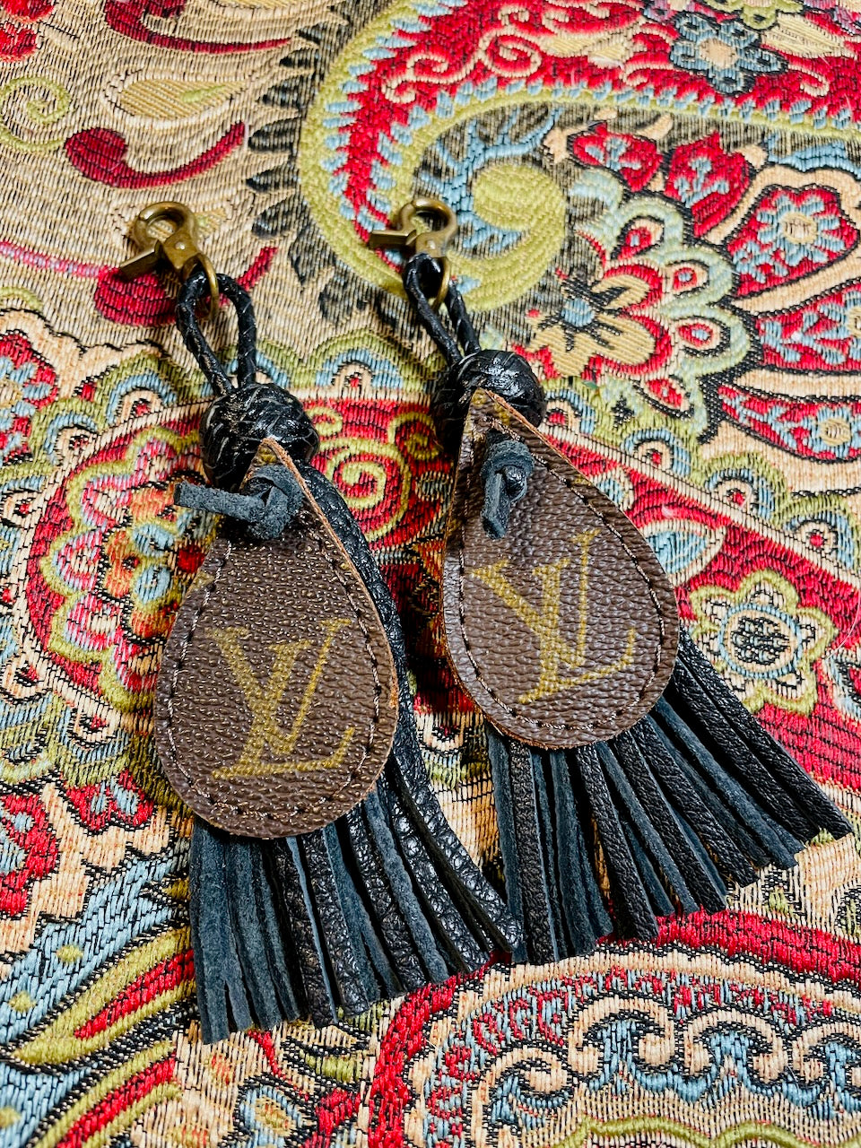 Re Purposed LV Chainlink Keyring