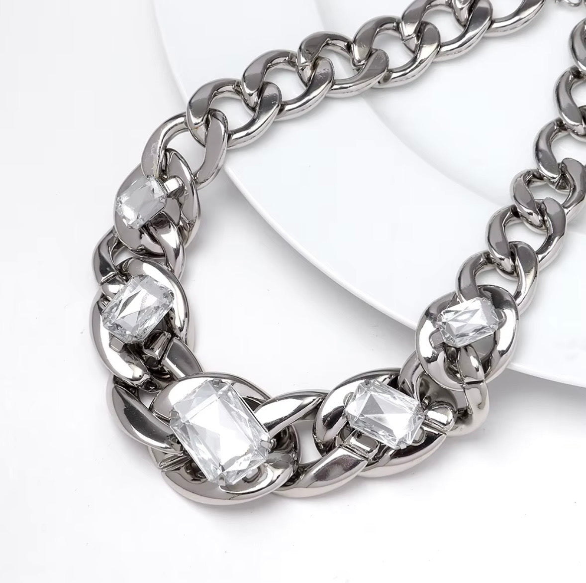 STAR STRUCK NECKLACE